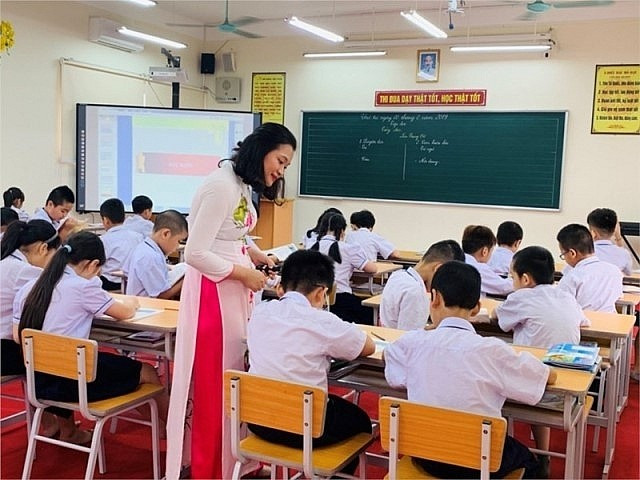 Học sinh tiểu học Hà Nội được hỗ trợ mức ăn 30.000 đồng/ngày