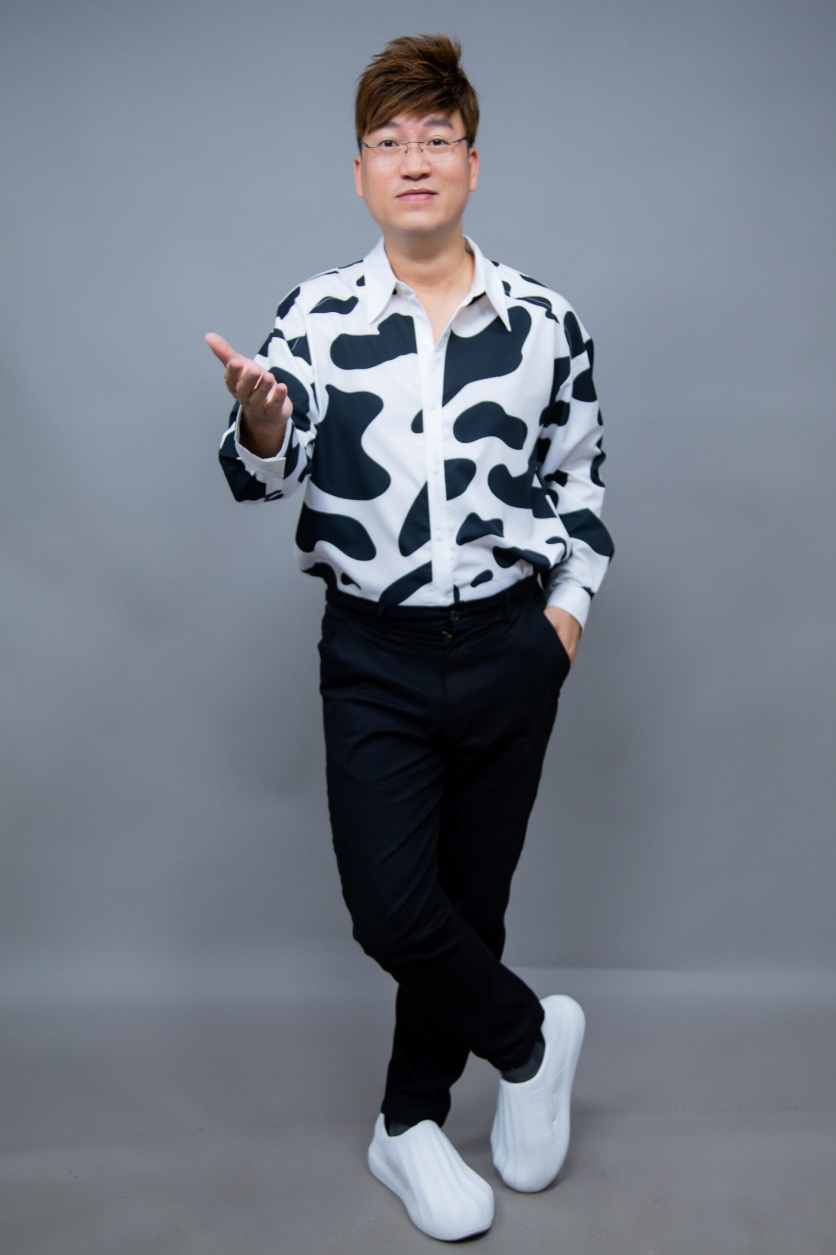 Ca, nhạc sĩ Sỹ Luân