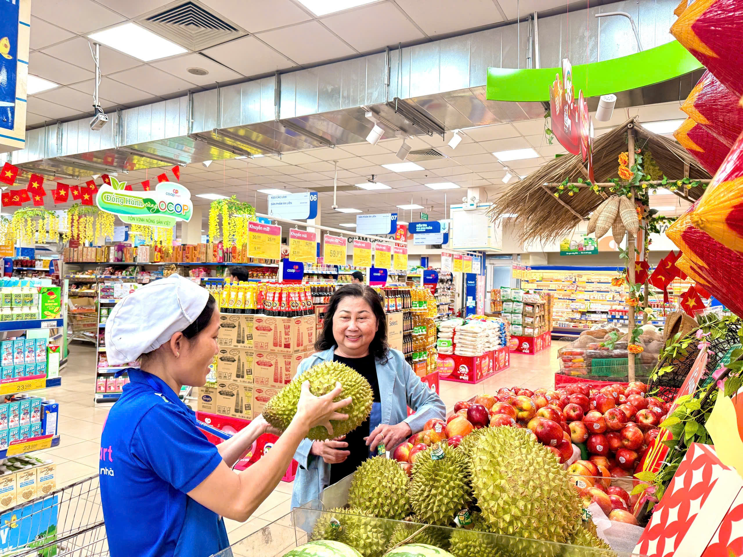 Các sản phẩm OCOP và hàng nhãn riêng giảm giá đến 50%