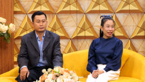 Đôi vợ chồng khuyết tật nên duyên từ những nước cờ