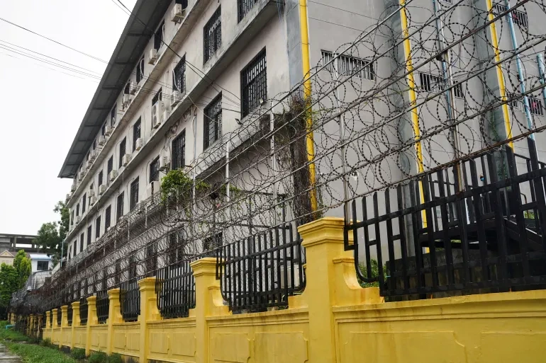 Campuchia bắt giữ hơn 1.000 nghi phạm, phá mạng lưới lừa đảo quy mô lớn