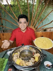 Ngoài các dự án phim ảnh, nam nghệ sĩ còn được yêu mến bởi những clip nấu ăn trên mạng xã hội. Ảnh: FBNV