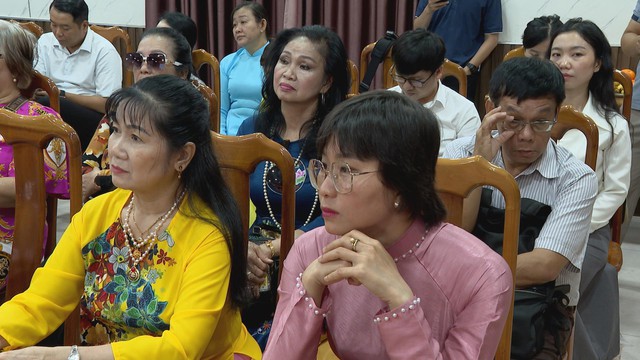 UBND TP.HCM tổ chức họp mặt người Việt Nam ở nước ngoài nhân kỷ niệm 80 năm Ngày Cách mạng Tháng Tám 19/8 và Quốc khánh 2/9