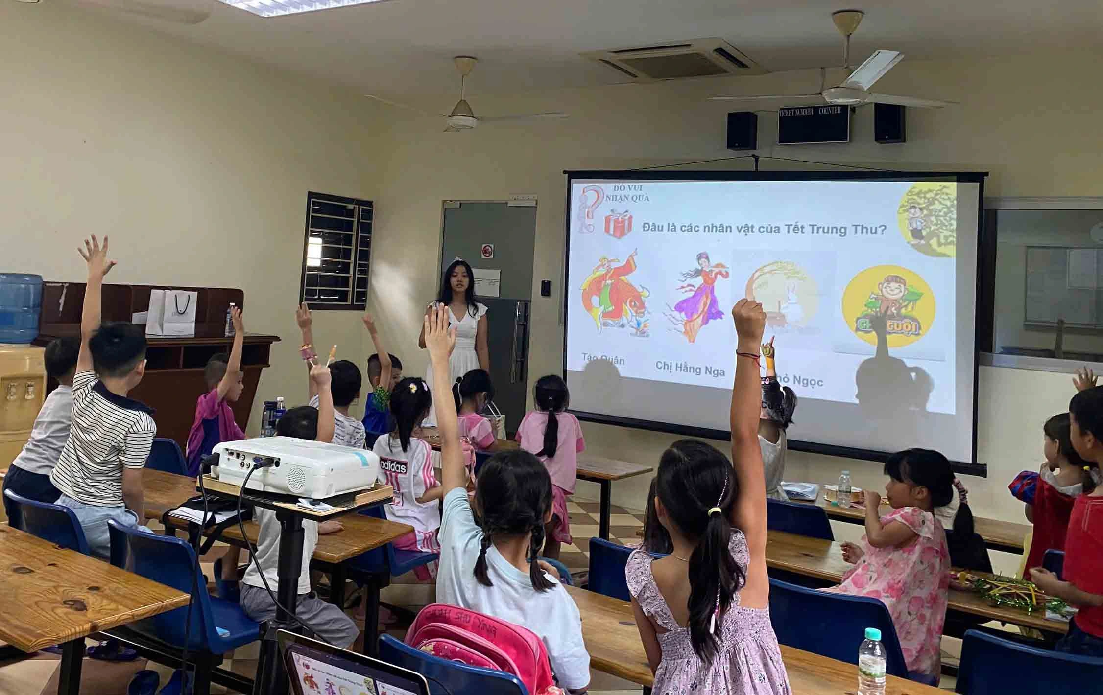 Hai thế hệ gieo mầm tiếng Việt giữa lòng Malaysia