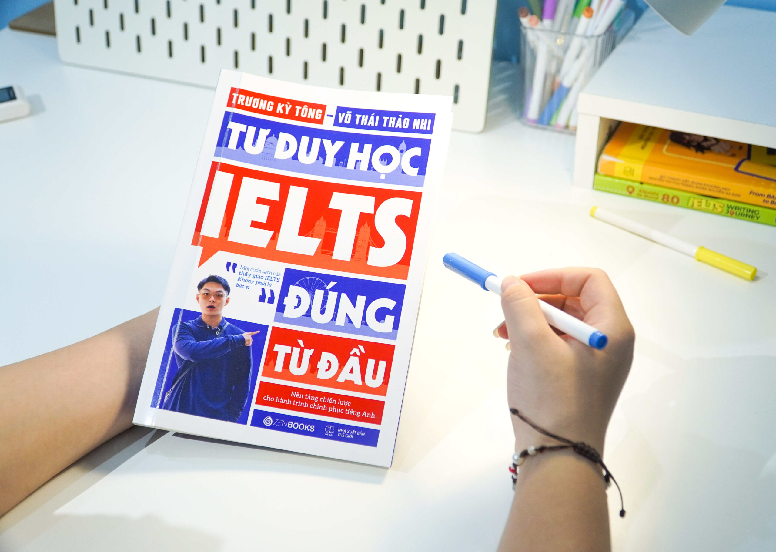 "Bật mí" của bạn trẻ 2k4: từ chật vật với tiếng anh đến ielts 8.5