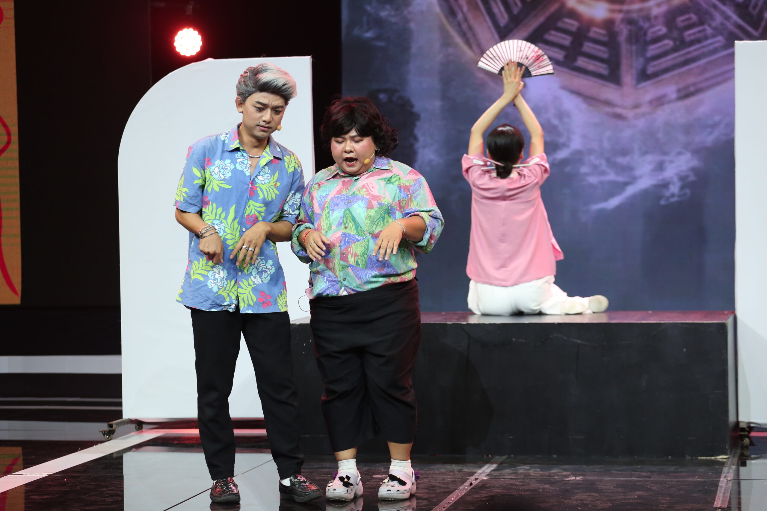 tiết mục “bói toán đổi đời” của thí sinh Kim Hoàng