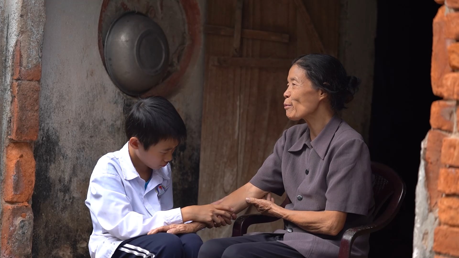 Gia đình em NGUYỄN TRÍ HÀO (2)