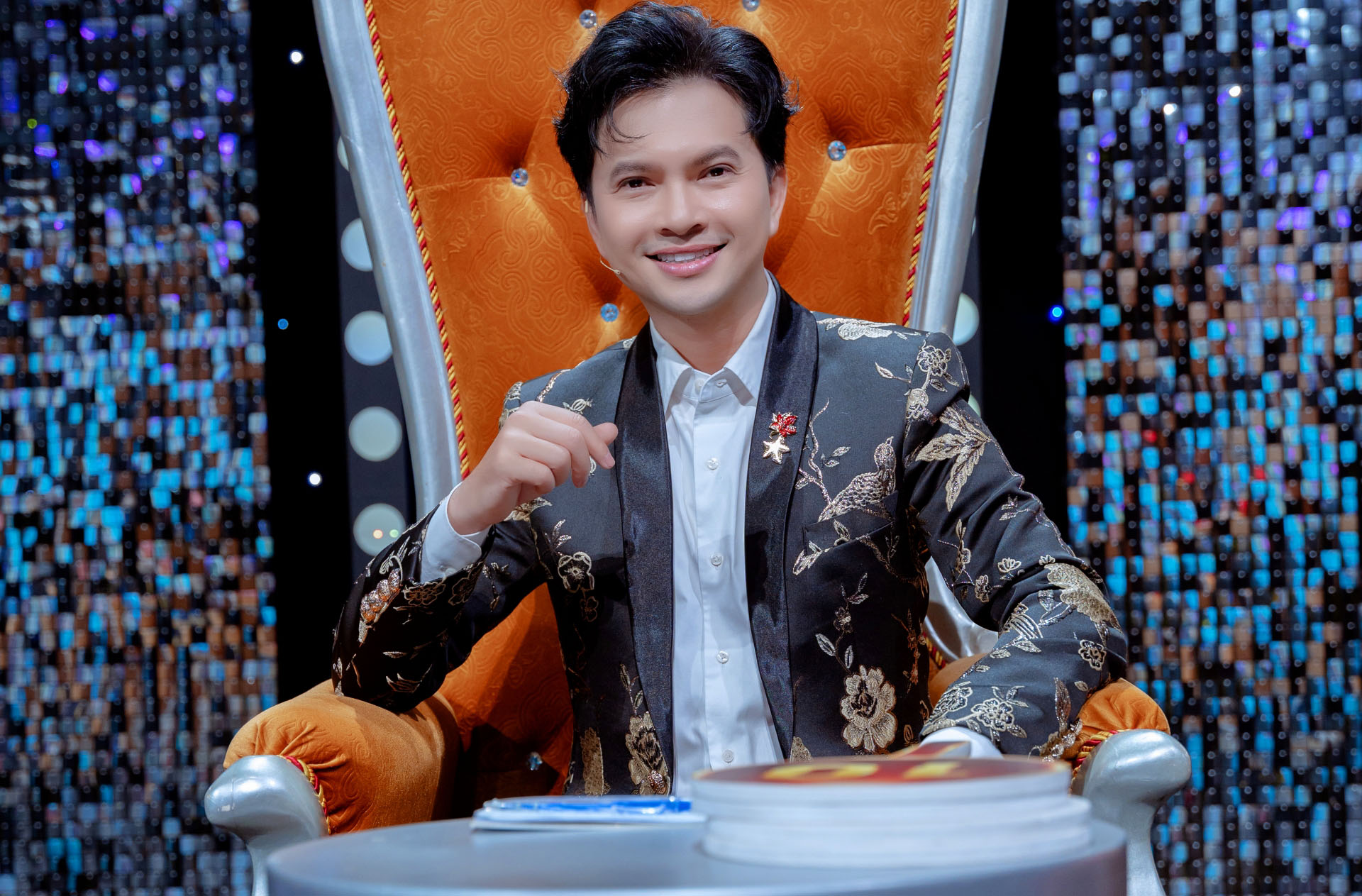 Ca sĩ Nam Cường phải rũ bỏ hình ảnh nghệ sĩ khi làm giảng viên