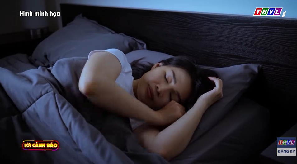 Lời Cảnh Báo được phát sóng vào lúc 19h50 Thứ Hai và Thứ Tư hàng tuần trên kênh THVL1