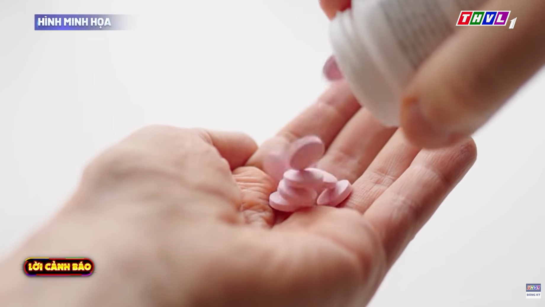 Nguy hại khi tùy tiện sử dụng bổ sung vitamin