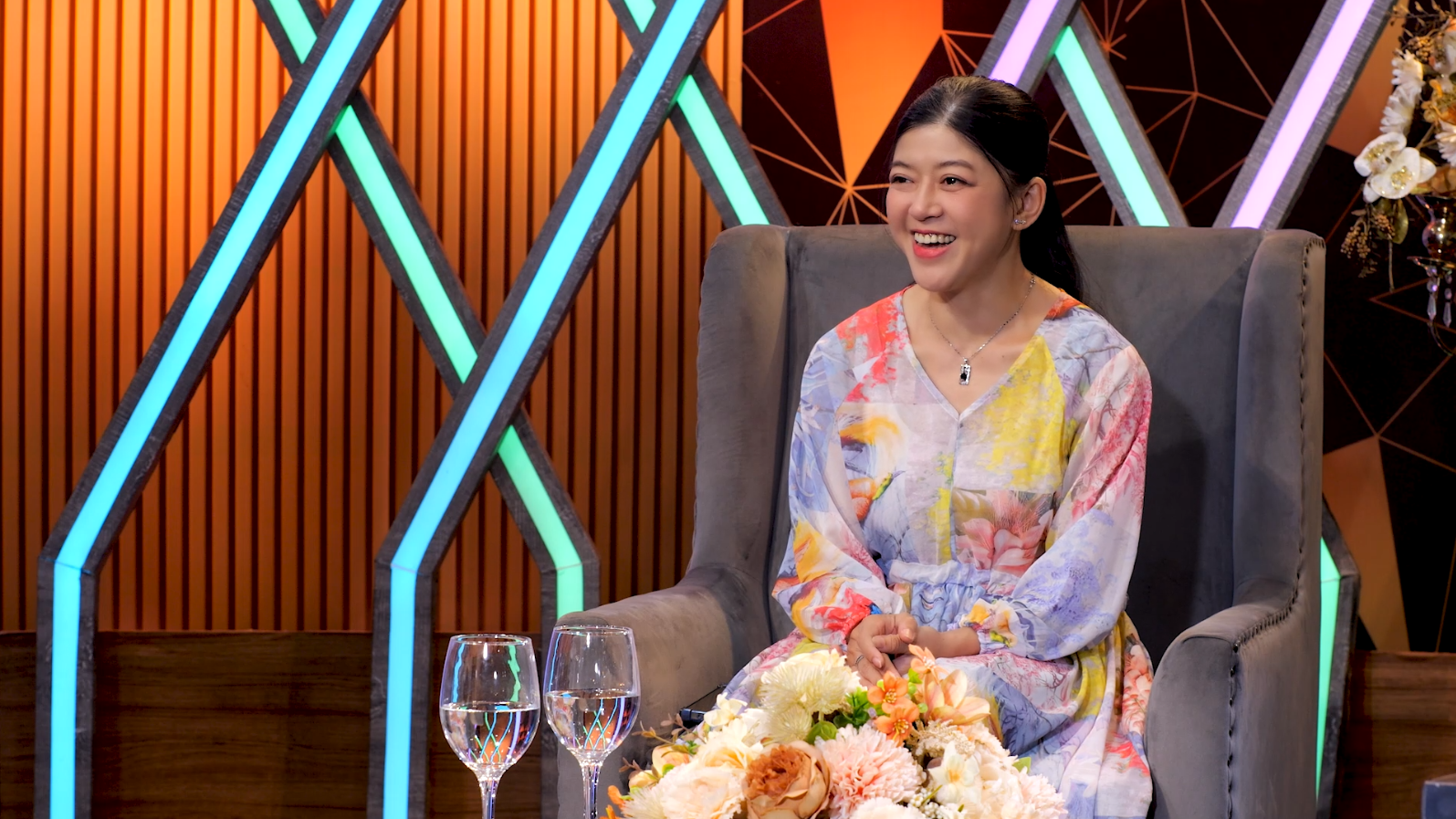 Clip Diễn viên Hồng Trang "lì lợm" theo nghệ thuật dù gia đình không ai ủng hộ