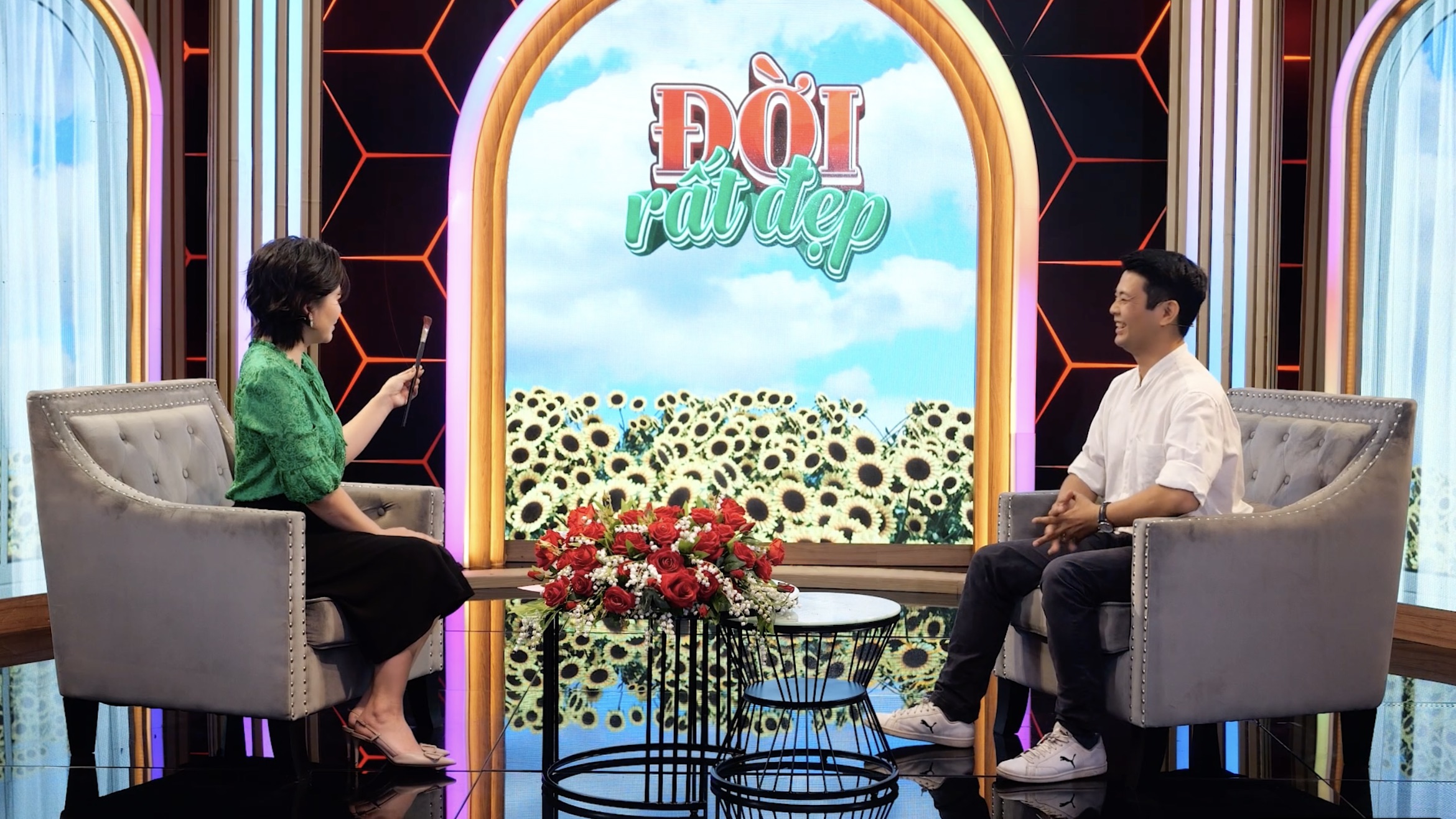 Thạc sĩ Vũ Xuân Thành với chủ đề Phát triển cộng đồng bảo vệ tương lai phát sóng vào lúc 19:15, Thứ Bảy ngày 17/1/2026 trên kênh VTV9

Thạc sĩ Vũ Xuân Thành với chủ đề Phát triển cộng đồng bảo vệ tương lai phát sóng vào lúc 19:15, Thứ Bảy ngày 17/1/2026 trên kênh VTV9