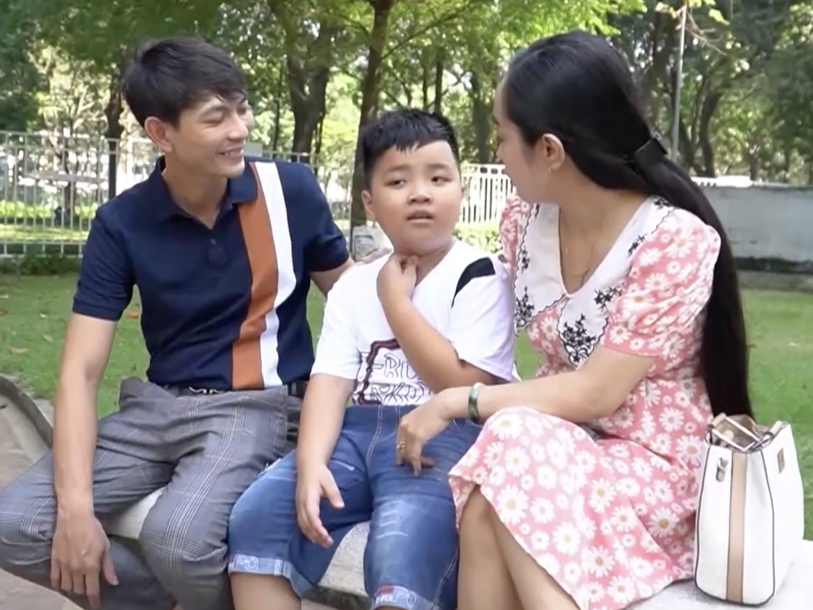 Câu Chuyện Cuộc Sống phát sóng vào lúc 19:50 Thứ Ba, Thứ Năm và Thứ Sáu hàng tuần trên kênh THVL1