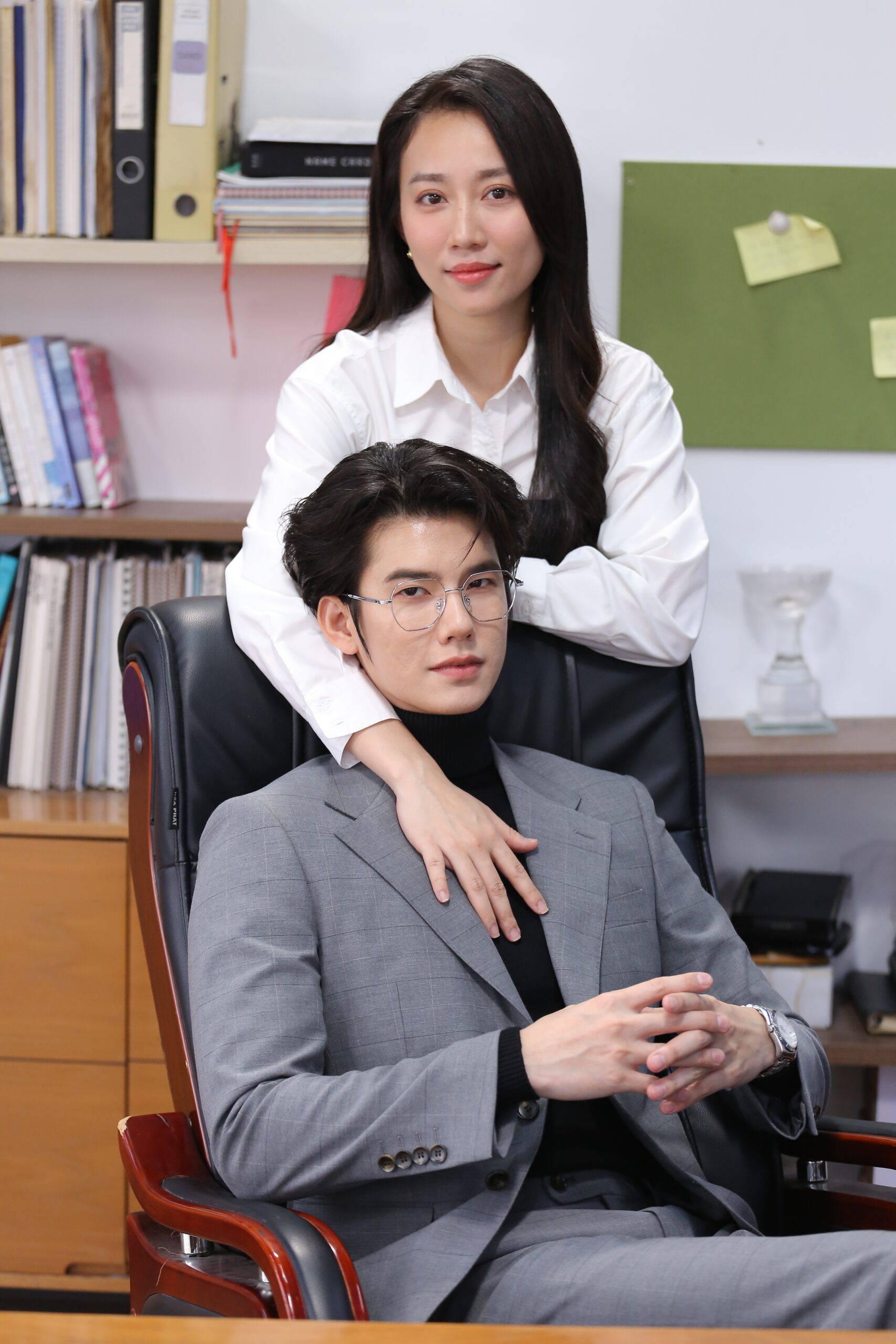 Phim Người thừa kế không danh phận phát sóng vào lúc 19h trên VTV9 