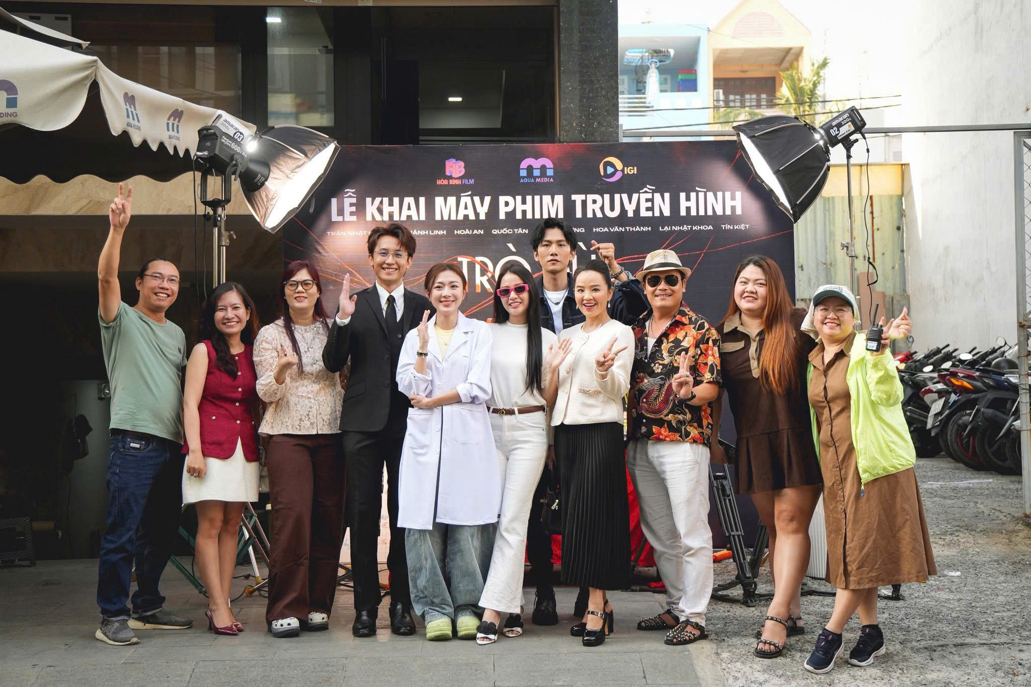 Những gương mặt đứng sau cuộc chơi huyết thống đầy căng thẳng