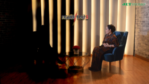 Chương trình Người Thứ 3 phát sóng định kỳ vào lúc 20h Thứ Ba hàng tuần trên kênh YouTube Jet TV Show.