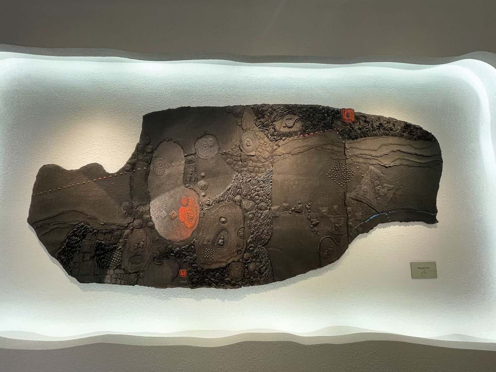 Tác phẩm Không gian Âu Lạc, 180x400cm, Bảo tàng Mỹ thuật TP.HCM