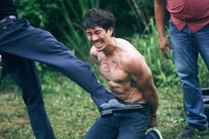 “Phi vụ cuối cùng” của đạo diễn Puttipong Nakthong sẽ chính thức khởi chiếu từ ngày 3/4/2026 tại các cụm rạp trên toàn quốc.