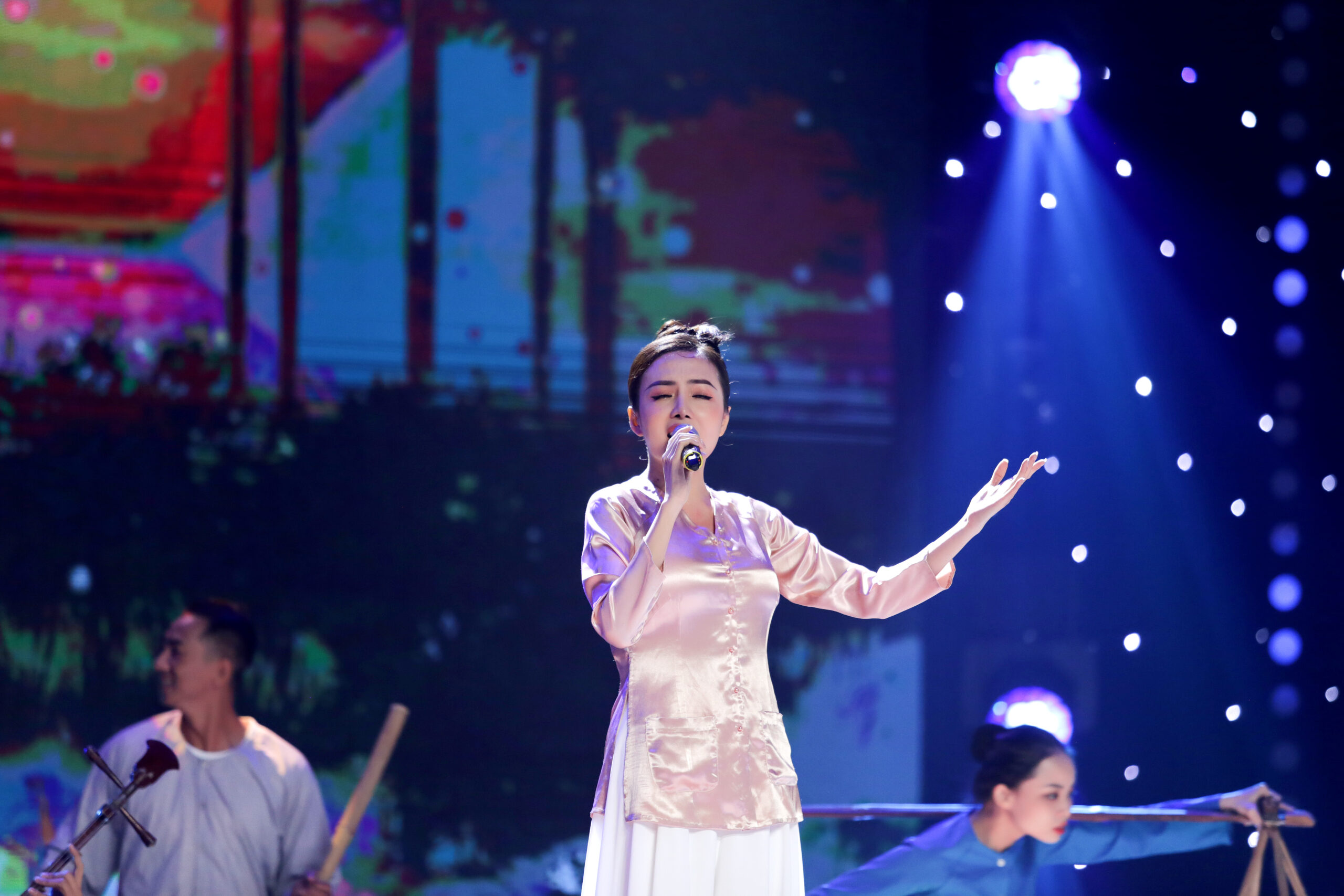 Ca sĩ Ngô Thái Ngân