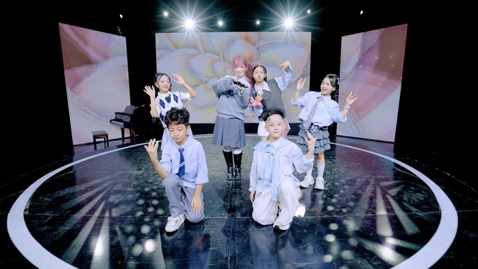 Vườn Tween Âm nhạc giống như một khoảng lặng đáng giá – nơi trẻ em được lắng nghe, còn người lớn có dịp nhìn lại chính mình.