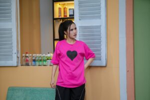 Phan Như Thùy “lột xác” với hình tượng nữ sinh cá tính trong Hẻm Không Tình Yêu