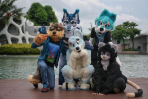 Không chỉ là đam mê hóa thân thành nhân vật nửa người nửa thú, Furry còn là thế giới sáng tạo đầy cá tính và cảm xúc