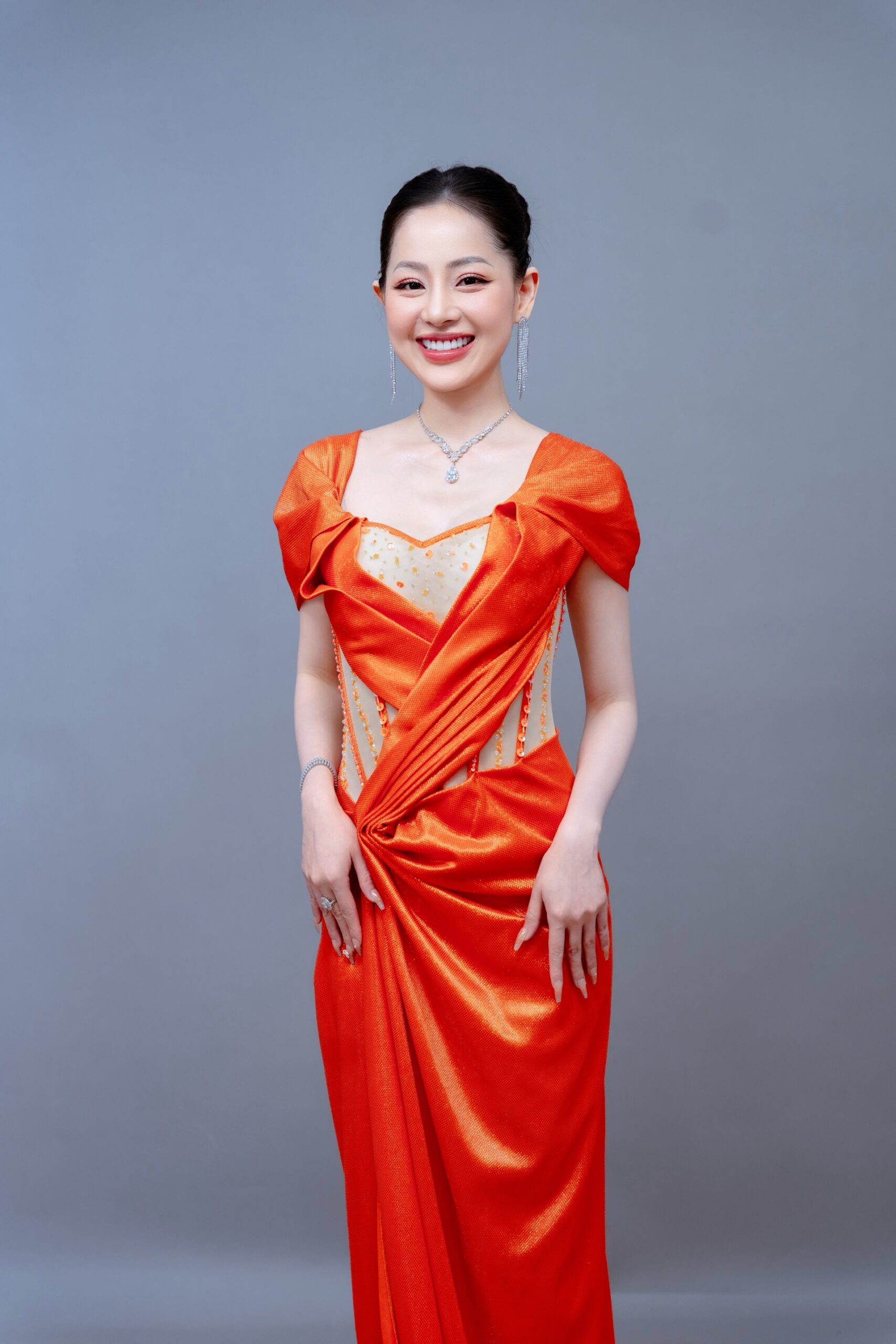 MC Lê Đình Minh Ngọc