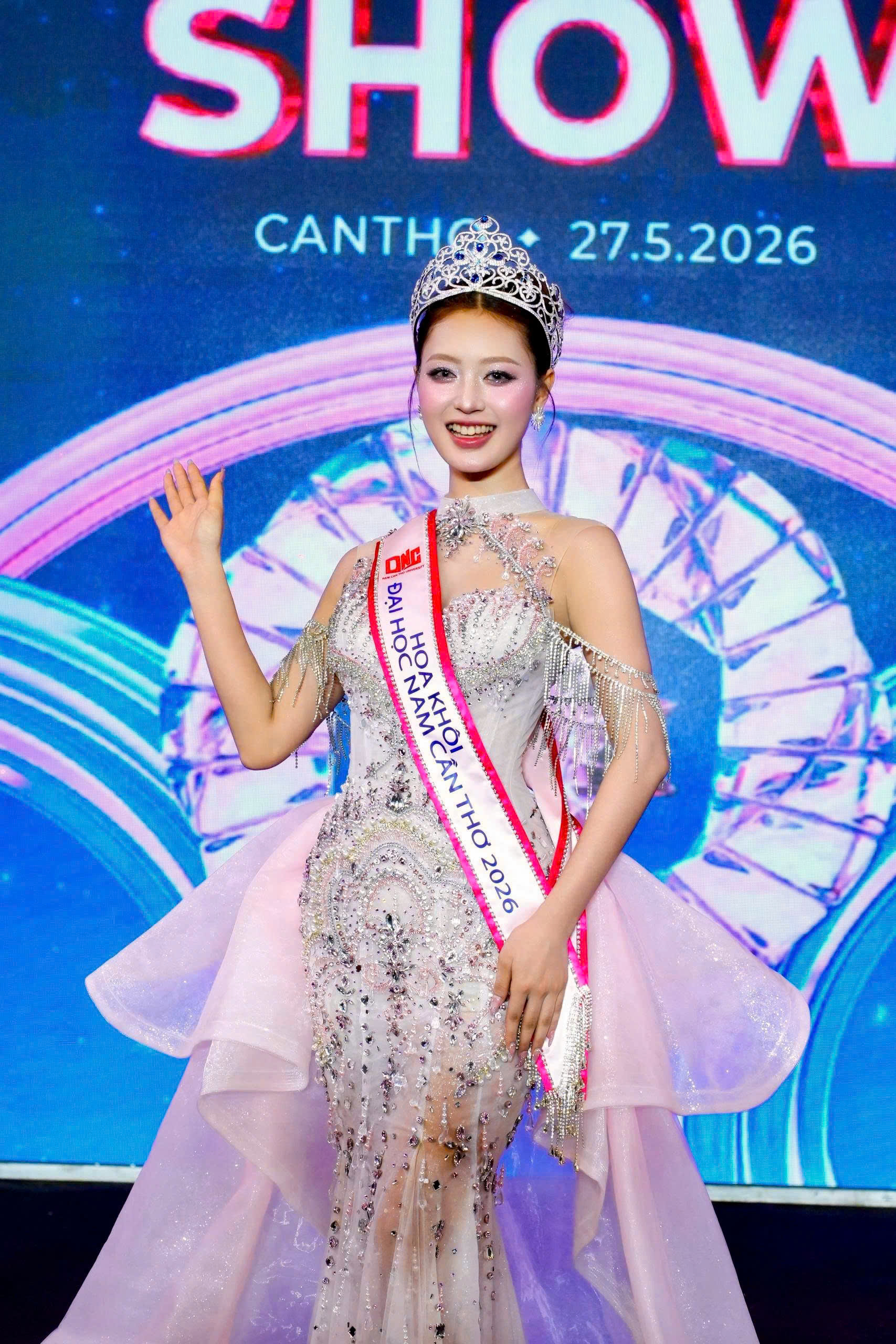 Hoa khôi: Nguyễn Anh Thư
