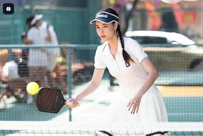 Siêu mẫu Kỳ Hân với giải Pickleball vì học sinh nghèo hiếu học - Ảnh 3.