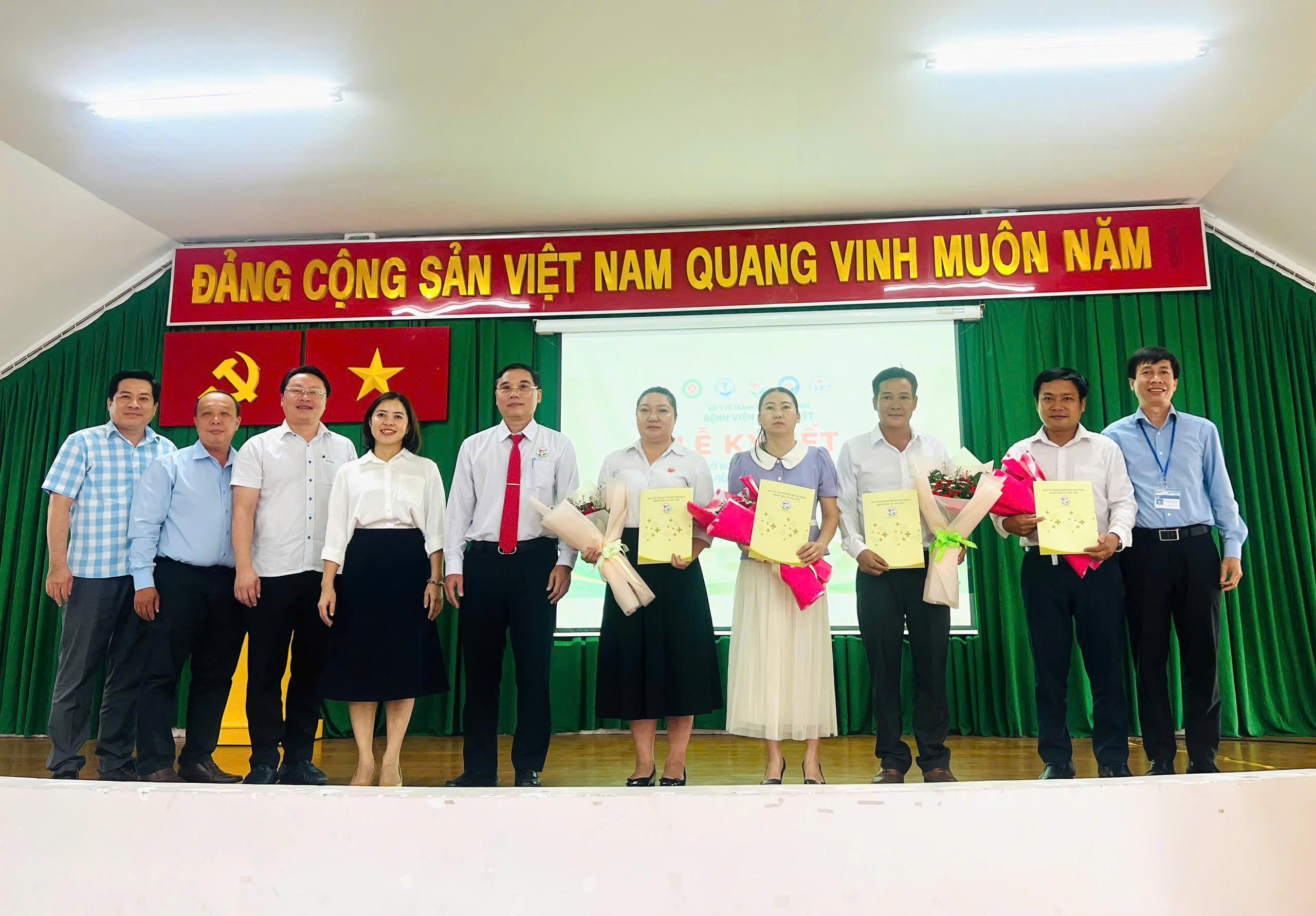 TTƯT, BSCK2 Nguyễn Khoa Lý, Giám đốc Bệnh viện Lê Văn Việt