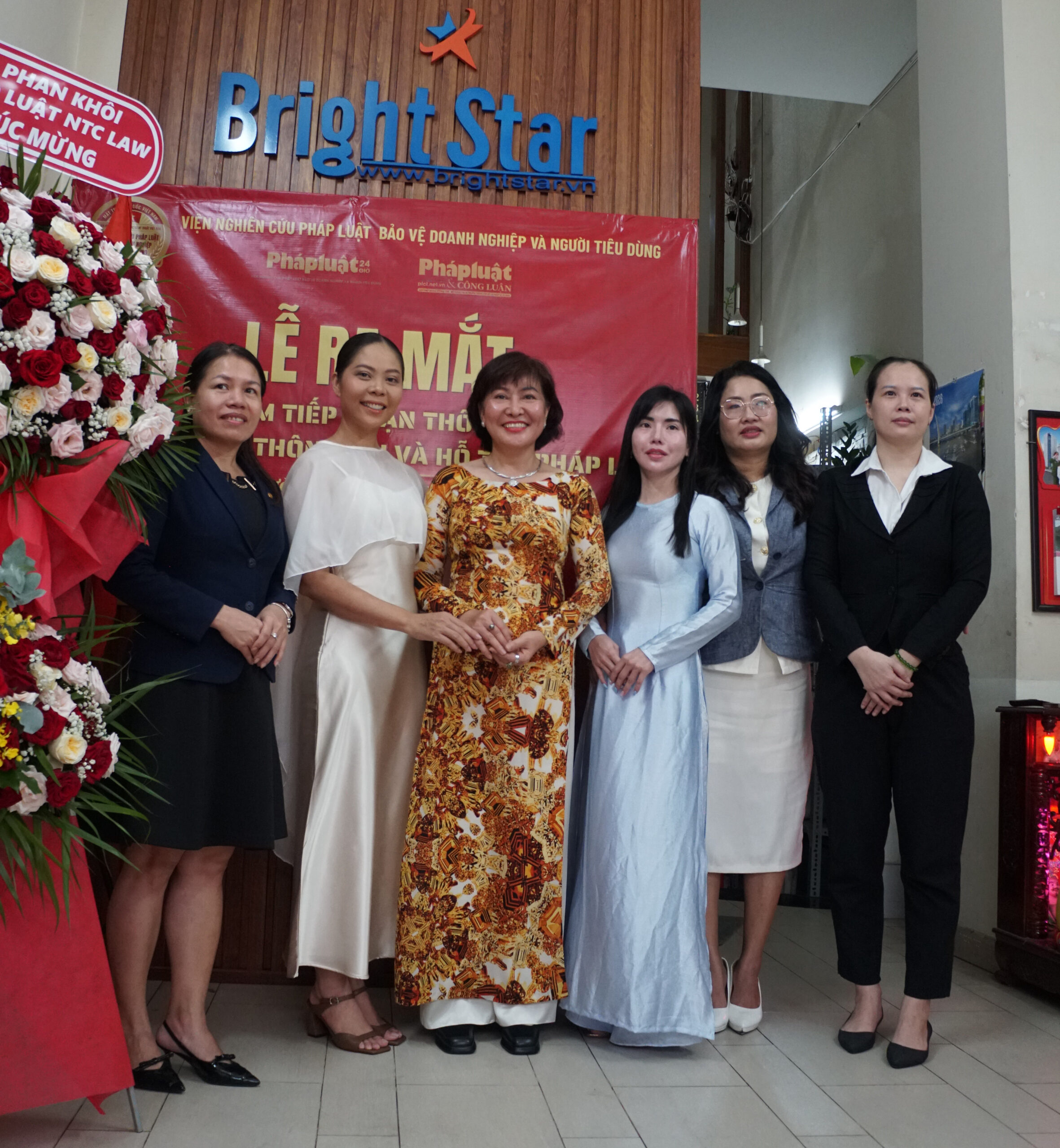 Ra mắt Điểm tiếp nhận thông tin và hỗ trợ pháp lý miễn phí tại phường Tân Bình