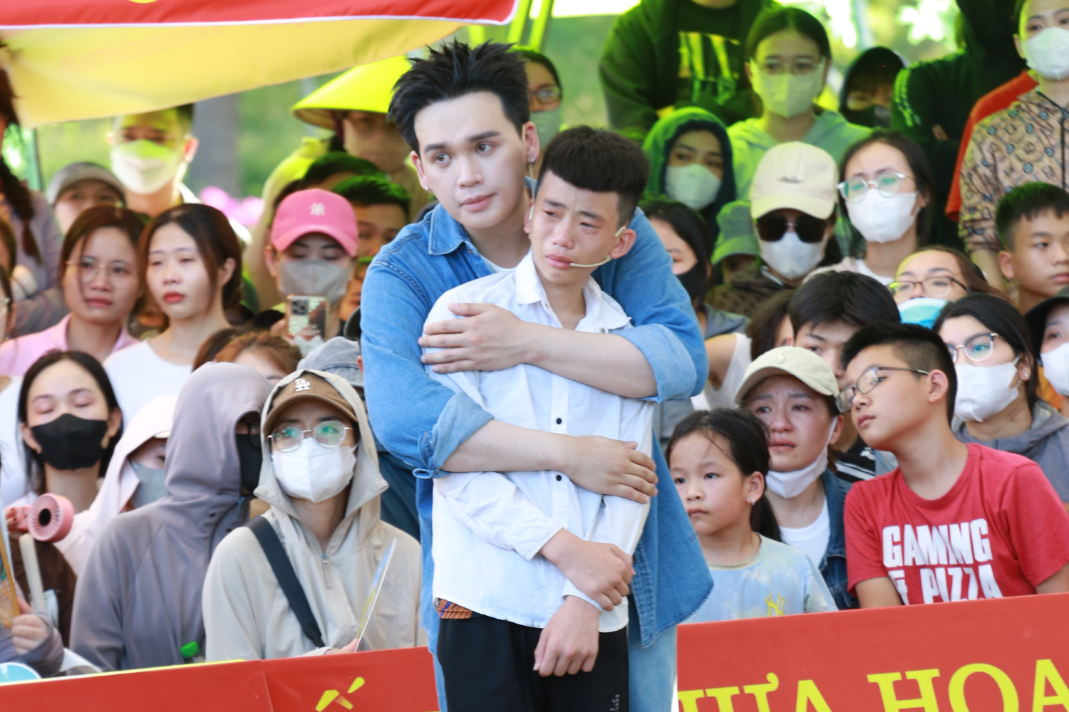 Đón xem chương trình Mái ấm gia đình Việt phát sóng vào lúc 20h00 thứ 6 hàng tuần trên kênh HTV7