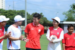 Hồ Tuấn Tài - Mang kinh nghiệm thực chiến đến gần hơn với các cầu thủ nhí
