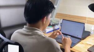 Tự học - Lợi thế cạnh tranh của người trẻ