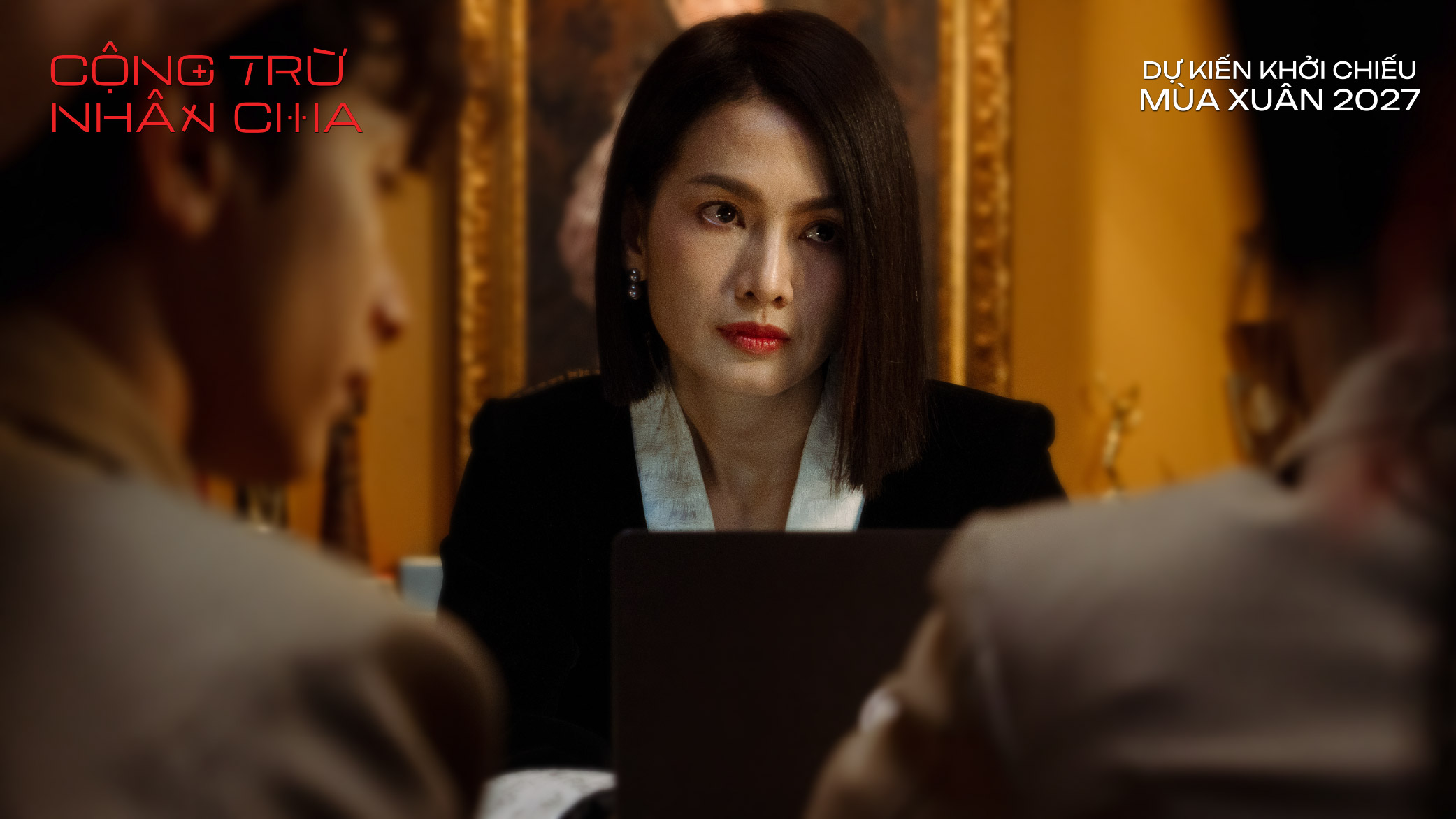 Siêu mẫu - diễn viên Anh Thư gây ấn tượng tạo hình sang trọng và đầy quyền lực