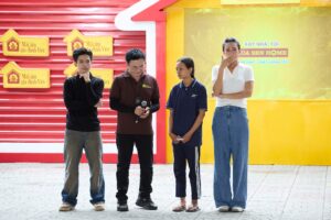 Đón xem chương trình Mái ấm gia đình Việt phát sóng vào lúc 20h00 thứ 6 hàng tuần trên kênh HTV7