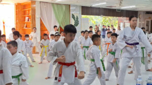 Mỗi động tác trên võ đường là một bài học về kỷ luật, sự kiên trì và tinh thần vượt qua giới hạn bản thân.