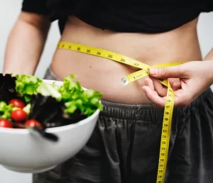 Không ăn kiêng vẫn sụt cân: Khi nào cần chú ý đến sức khỏe? 