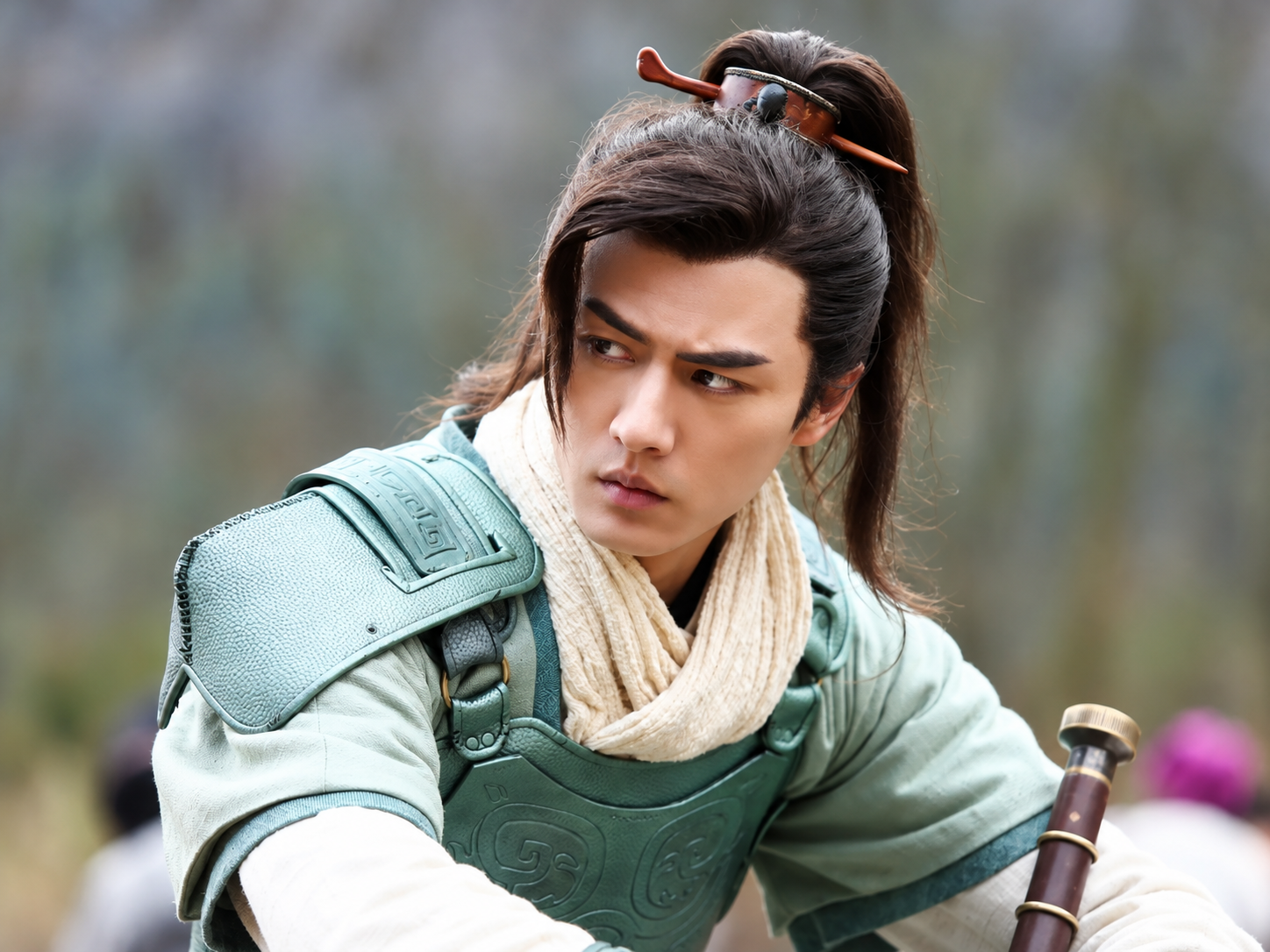 Trương Bân Bân hóa thân thành Doanh Chính, vị quân vương có mối tình nhiều trắc trở với Công Tôn Lệ.