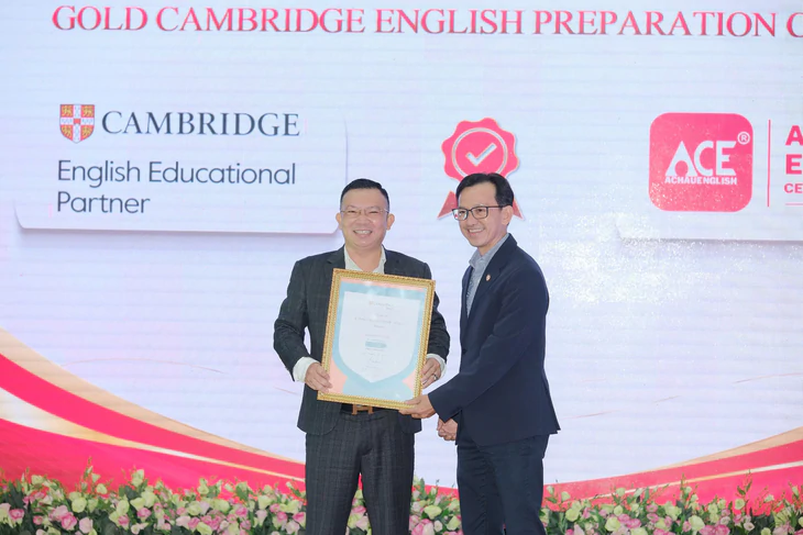 Hệ thống Anh ngữ Á Châu nhận chứng nhận Trung tâm Luyện thi Cambridge đạt tiêu chuẩn Vàng.