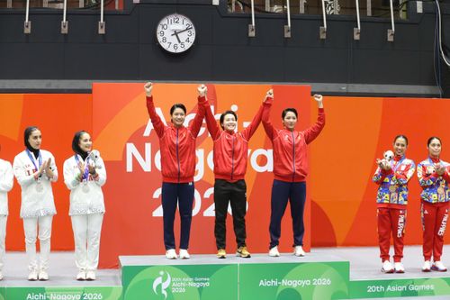 Nguyễn Ngọc Trâm cùng hai đồng đội bảo vệ thành công ngôi vô địch Kata đồng đội nữ tại ASIAD 20.