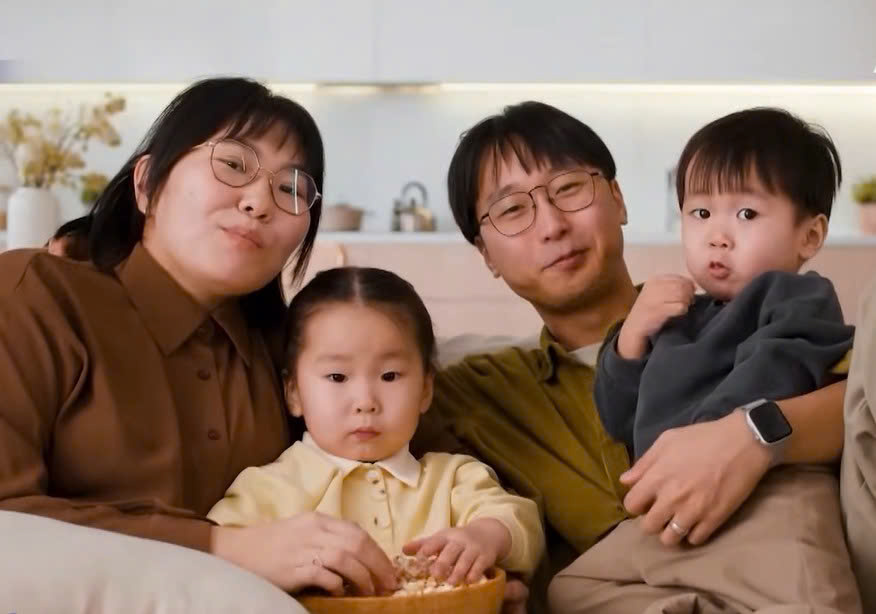 Sự đồng hành và gắn kết là nền tảng của một gia đình hạnh phúc.