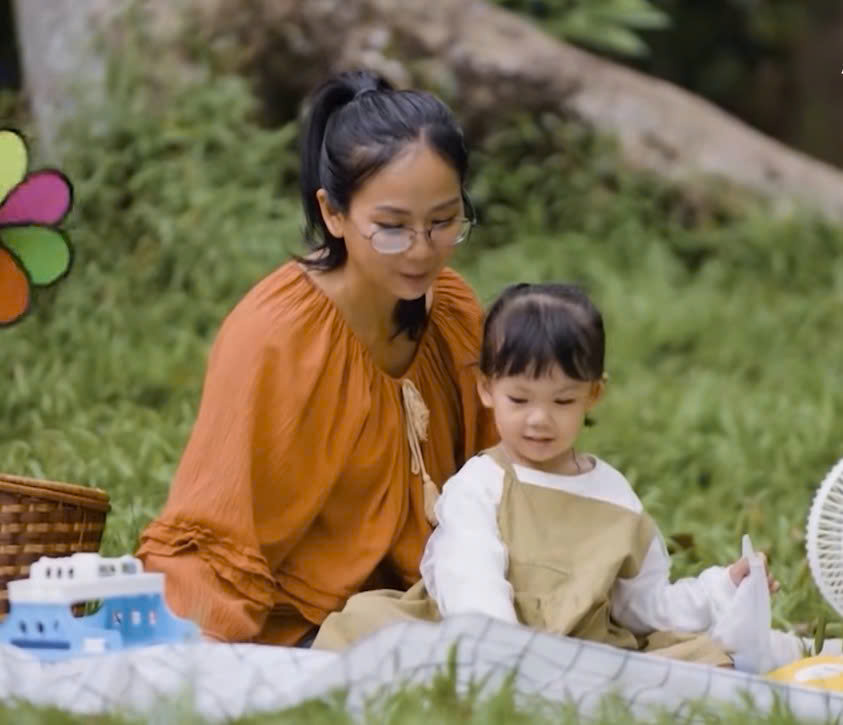 Cha mẹ cần kiên nhẫn và thấu hiểu trong hành trình nuôi dạy con.