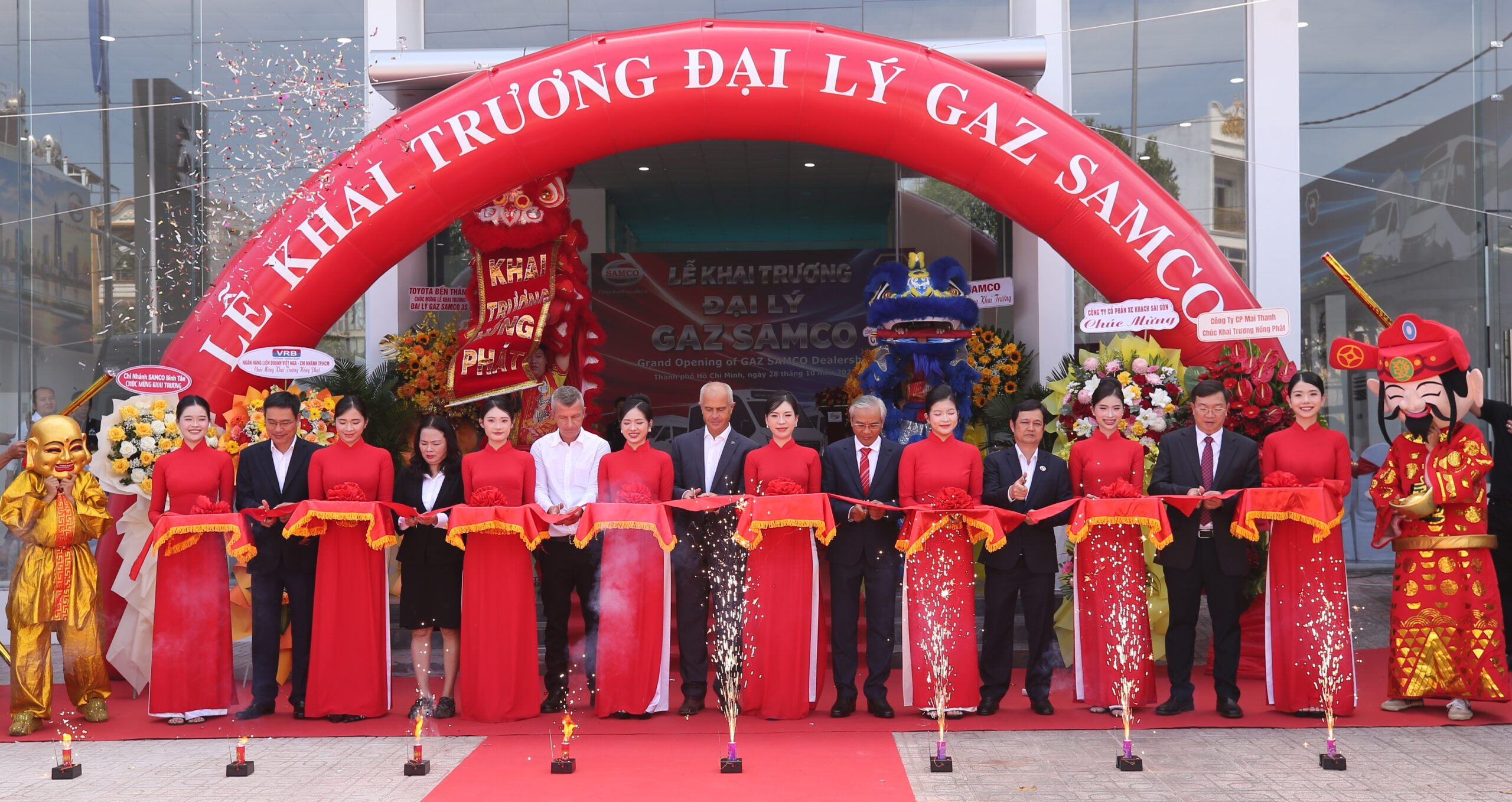 GAZ SAMCO 3S: Thêm lựa chọn cho thị trường xe thương mại phía Nam
