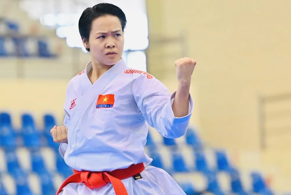 Nguyễn Ngọc Trâm tích lũy kinh nghiệm qua nhiều giải đấu, từng bước khẳng định vị trí trong đội tuyển karate Việt Nam.